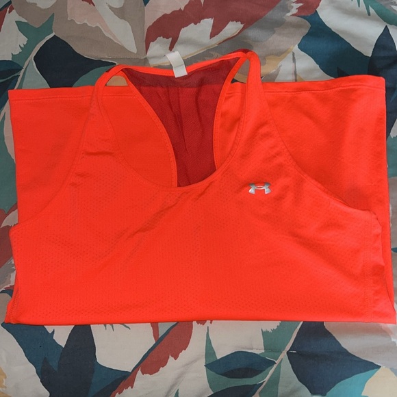 UA TANK TOP SIZE M - Picture 3 of 4